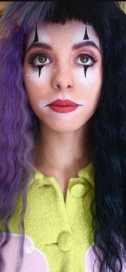 CUTE CLOWN Melanie Martinez Makeup, Melanie Martinez Drawings, Cute Clown, Pity Party, Clown Makeup, Party Makeup, Profile Pictures, Melanie Martinez, Maquillaje De Ojos