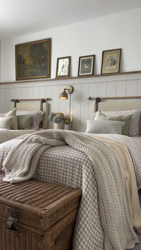 Mushroom Bedroom, Bungalow Decor, Timeless Bedroom, Cottagecore Bedroom, Cosy Interior, New Bedroom Design, Gingham Linen, Linen Duvet Cover, Vintage Bedroom