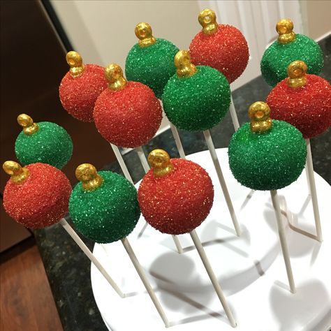 Christmas ornaments cake pops Cake Pop Ornaments, Cakepop Christmas Ideas, Christmas Ornament Cake Pops, The Grinch Cake Pops, Christmas Theme Cake Pops, Cake Pops Designs Christmas, Ornament Cake Pops, Christmas Themed Cake Pops, Cake Pop Designs Christmas