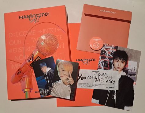 Manifesto Album Enhypen, Enhypen Album Manifesto, Manifesto Day 1 Enhypen, Enhypen Album Collection, Manifesto Enhypen, Carol Core, Kpop Unboxing, Enhypen Manifesto Day 1, Enhypen Photocard