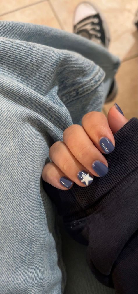 Press On Nails With Glue, Pink Press On Nails, Navy Nails, Nails Medium Length, Navy Blue Nails, Diy Star, Star Nail, Simple Gel Nails, Summery Nails