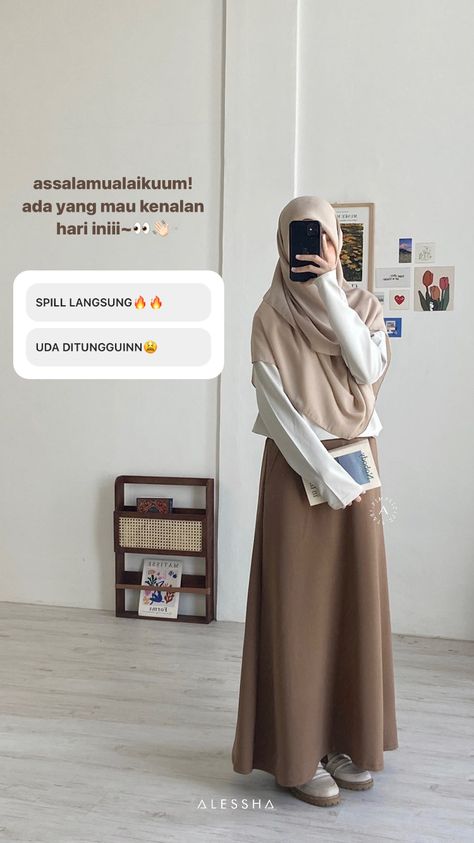 Ootd Muslimah Syari Casual, Muslimah Fashion Outfits Casual, Casual Muslim Outfits, Simple Hijab Outfit, Outfit Hijab Casual Rok, Islamic Modest Fashion, Modest Casual Outfits, Outfit Korean Style, Simple Style Outfits