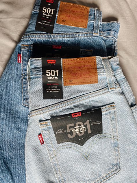 levi
instagram 
social media 
jeans 
shorts 
aesthetic 
inspo
inspiration Levi's Jeans Aesthetic, Levi’s Aesthetic, Levi Jeans Aesthetic, Levis Aesthetic, Levi Jeans Outfit, Jeans Aesthetic, 90s Levis, Levi 501, Vintage Levis Jeans