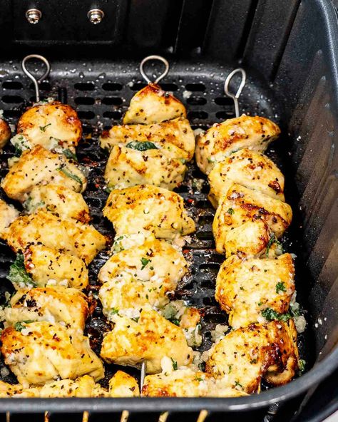 🍢 Elevate your skewer game with these Garlic Parmesan Chicken Skewers! Perfectly air-fried and smothered in a rich, garlic Parmesan sauce, they're the juicy, flavorful bite-sized treats you need in your life! 🤤 Quick to prep & irresistibly tasty! 🍗🧄🧀 #ChickenSkewers #AirFryerRecipe #GarlicParmesan Recipes With Garlic Parmesan Sauce, Garlic Parmesan Chicken Marinade, Italian Parmesan Chicken Skewers, Recipes With Bww Garlic Parmesan Sauce, Sweet Baby Rays Garlic Parmesan Recipes, Garlicky Parmesan Chicken Skewers, Lemon Garlic Parmesan Chicken Skewers, Air Fried Garlic Parmesan Chicken Skewers, Garlic Parm Chicken Skewers