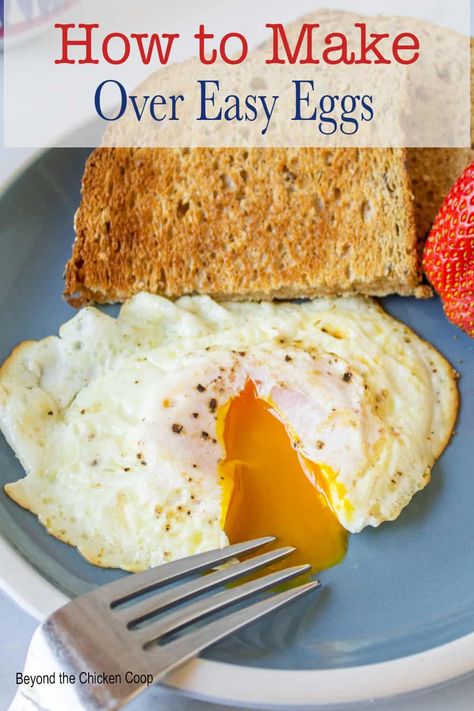 How To Make Perfect Over Easy Eggs, Eggs Over Easy, Egg Calories, Ways To Cook Eggs, Vegan Probiotics, Runny Eggs, Over Easy Eggs, Eggs Breakfast, Salad With Sweet Potato