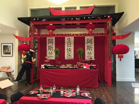 Buffet backdrop Samurai Party Ideas, Chinese Theme Party Decorations Ideas, Chinese Birthday Party Ideas, Birthday Fun Ideas, Chinese Theme Party, Japanese Party Decorations, Chinese Party Decorations, Chinese Theme Parties, Japanese Theme Parties