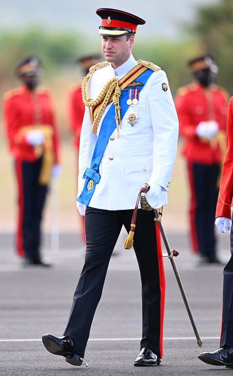 Prince William Wedding Outfit, Prince William Wedding, Jamaica People, William Windsor, Prince William King, Career Lifestyle, Princesse Kate Middleton, Kate Middleton And Prince William, Blue Friday