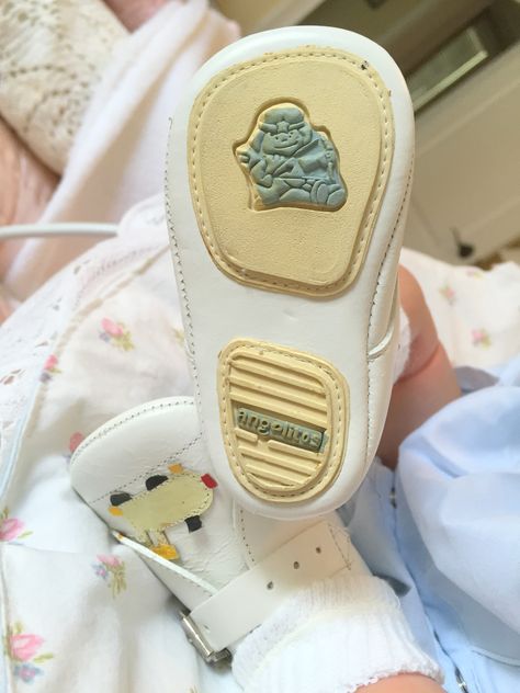 Vintage Italian leather crib shoes. Dolly Dresses, Dolly Dress, Vintage Baby Clothes, Crib Shoes, Baby Boutique, Vintage Italian, Juno, Vintage Baby, Aphrodite