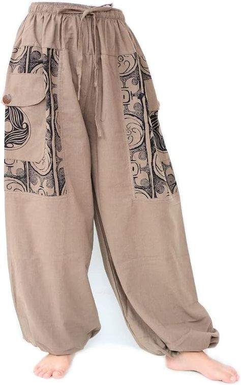 Amazon.com: Siamrose Harem Pants Yoga Pants Men Women Casual Lounge Pants 2 Big Pockets Beige : Clothing, Shoes & Jewelry Mens Harem Pants Outfit, Mens Hippie Outfits, Hippie Clothes Men, Hippy Pants, Looks Hip Hop, Beige Clothing, Yoga Pants Men, Estilo Hippie, Boho Style Outfits