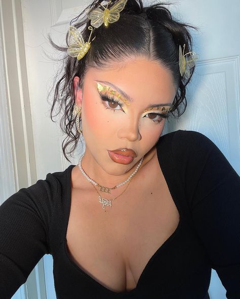 Stenie (@stenss) • Instagram photos and videos Y2k Hair And Makeup, Gold Butterfly Makeup, Old English Writing, Bratz Costume, Flawless Face Makeup, Angel Number Necklace, Makeup Professional, Y2k Hair, Makeup For Black Skin