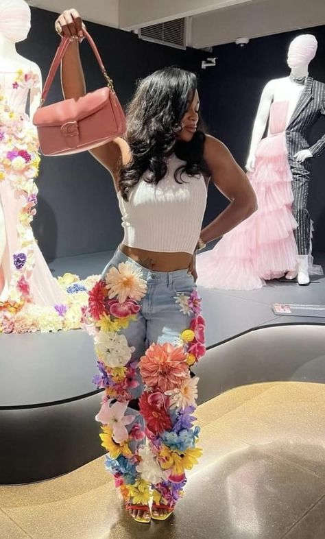 Birthday Jeans, Sewing Designs, 16th Birthday Outfit, Flower Pants, Cute Birthday Outfits, Diy Fashion Clothing, Streetwear Fashion Women, Over Sized