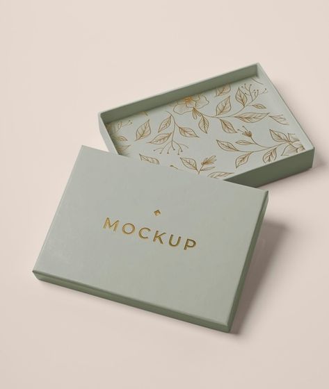 Premium Packaging Box Design, Kotak Selendang Flora, Jewelry Packaging Mockup, Branded Box Packaging, Kotak Pembungkusan Selendang, Cardboard Box Packaging Design, Box Packaging Design Templates, Box Ideas Design, Packaging Box Ideas