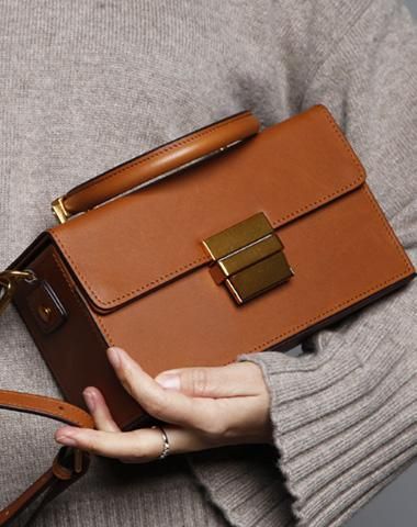 Genuine Leather Cute Cube Box Handbag Crossbody Bag Shoulder Bag Women Leather Purse Box Handbag, Overview Design, Stylish Handbags, Hermes Handbags, Burberry Handbags, Genuine Leather Handbag, Prada Handbags, Women Leather, Chain Shoulder Bag