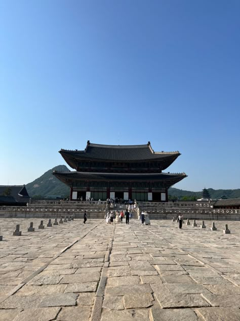 Gyeongbokgung Palace, a cultural landmark in Seoul, south korea Gyeongbokgung Palace Aesthetic, Korea Tourist Spots, Korean Palace, Dae Jang Geum, Gyeongbokgung Palace, 2025 Year, Dream House Rooms, Korea Travel, Tourist Spots