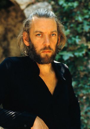 donald sutherland - Google Search Donald Sutherland, Actors Male, Appreciation Post, Music Film, Hollywood Actor, Face Hair, People Photography, American Actors, Celebrities Male