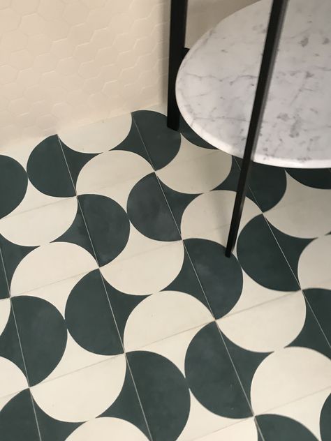 Cement tiles bathroom # bisazza# cielo ceramico #bathroom #green and white Funky Floor Tile, Geometric Bathroom Tiles, Green White Tile, Cement Tiles Bathroom, Circle Tile, Circle Tiles, Bold Tile, Bathroom Green, Tiles Bathroom