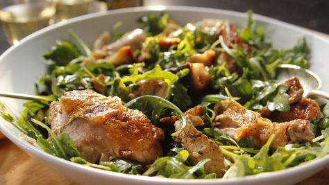 Roast Chicken With Bread and Arugula Salad Recipe | Ina Garten | Food Network Cheese Board Easy, Arugula Salad Recipes, Chicken With Olives, Dinner Party Menu, Easy Cheese, Citrus Chicken, Arugula Salad, Roast Chicken, Arugula