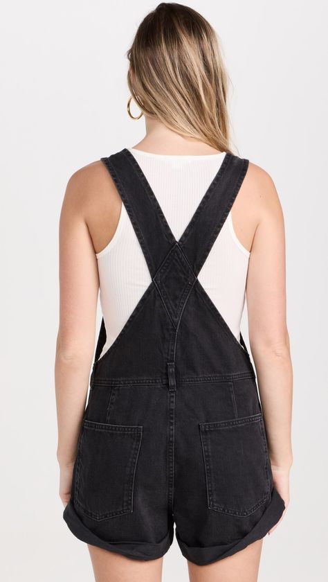 Short overalls outfit