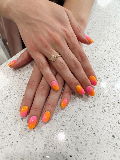 Nail Art Orange And Pink, Pink And Orange Tie Dye Nails, Pop Color Nails, Orange And Pink Dip Nails, Ombre Nails Vacation, Orange And Pink Ombré Nails, Light Orange And Pink Nails, Orangy Pink Nails, Ombre Orange And Pink Nails