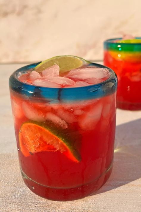 The 3-Ingredient Trader Joe’s Mocktail I’m Drinking All January Long Recipes Trader Joes, Simply Juice, Easy Mocktail Recipes, Fizzy Drinks, Punch Drinks, Mocktail Recipes, Fat Flush, Fizzy Drink, Festive Drinks