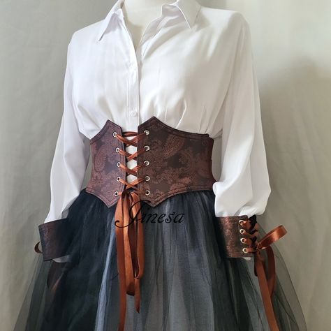 Underbust Corset Outfit, Corset With Jeans, Corset Belt Outfit, Victorian Belt, Corset Styling, Corset Brown, Pirate Corset, Belt Corset, Pirate Cosplay