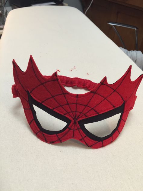 Spider Man Mask Diy, Spiderman Mask Diy, Spider Man Mask, Paper Plate Masks, Joker Mask, Competitions For Kids, Spiderman Birthday Party Decorations, Spiderman Mask, Spiderman Face