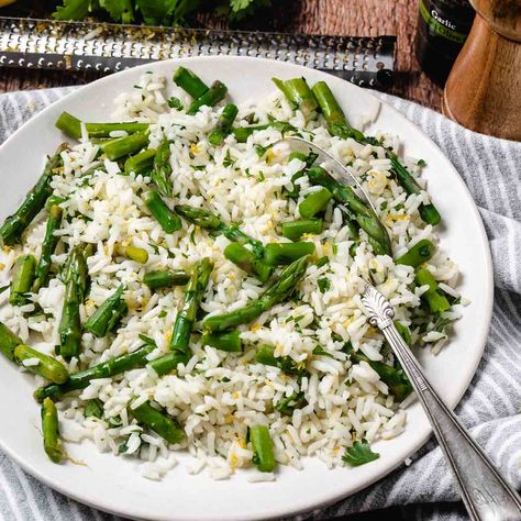 Asparagus And Rice Recipes, Asparagus Rice Recipes, Rice And Asparagus Recipe, Side For Fish, Side Dish For Fish, Asparagus Rice, Jasmin Rice, Side Dishes For Fish, Side Dishes For Salmon