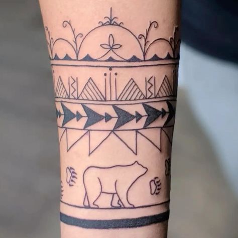 Native Chest Tattoo, Native Tribe Tattoo, Mikmaq Tattoo, Haudenosaunee Tattoo, Anishinaabe Tattoo, Choctaw Indian Tattoo, Native American Art Tattoo, Indigenous Tattoo Ideas, American Tattoo Sleeve