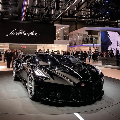 The $18.9 Million Bugatti La Voiture Noire! 1 of 1 at $18.9 Million with Taxes.👀 The Bugatti is based on a 1500hp Bugatti Divo. Inspired by… Tmax Yamaha, Luxury Boat, New Sports Cars, Luxurious Cars, Bugatti Cars, Most Expensive Car, Bugatti Veyron, Koenigsegg, Expensive Cars