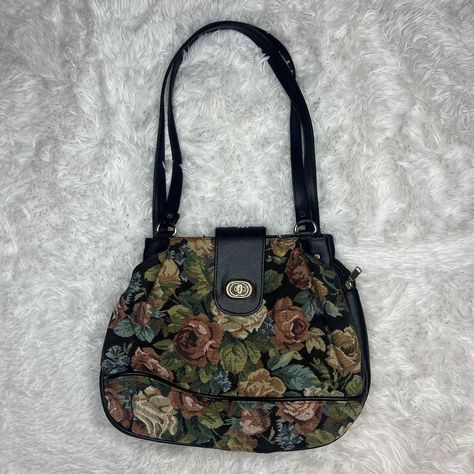 Vintage floral tapestry shoulder bag 🌸

Cutest... - Depop Tapestry Purse, 2024 Outfits, Lots Of Pockets, Floral Tapestry, Cross Bag, Vintage Floral, Tapestry, Buckle, Purse