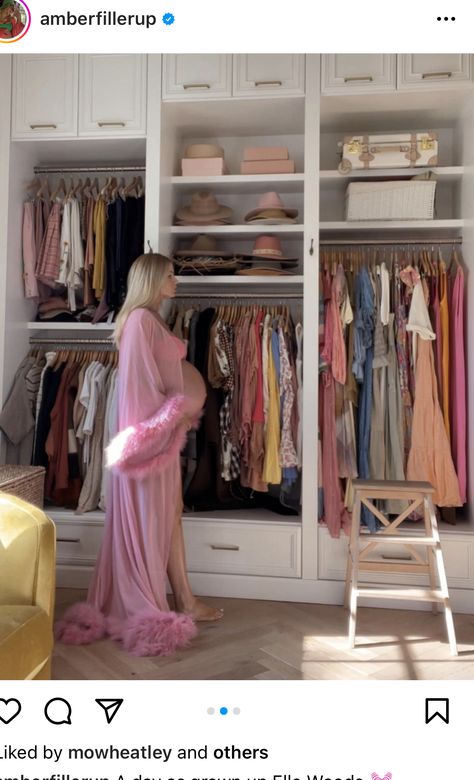 Pink Pregnant, Pregnant Princess, Amber Fillerup Clark, Negin Mirsalehi, Amber Fillerup, Clothes Aesthetic, Rich Kids, House Inspiration, Bedroom Inspirations