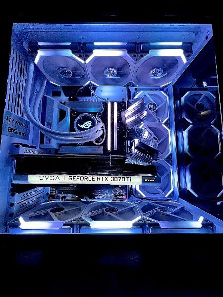 Intel i9-11900K

GIGABYTE Z590 Vision G

EVGA 3070ti FTW3 Ultra

Crucial P5 Plus 2TB M.2

Corsair Vengeance RGB Pro 32GB 3600 DDR4

Lian Li  011 Dynamic

Lian Li Strimmer Plus

EVGA SuperNOVA G5 850w  PSU

ASUS ROG Strix LC 360mm 

Lian Li  SL 120mm Fans

Phantek Vertical GPU Mount

Elgato 4K Pro MK.2 Nfl Player, Asus Rog, Nfl Players, Custom Build