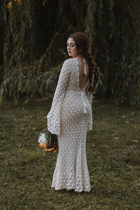 My Handmade Crochet Wedding Dress! What a fun challenge, my hardest project yet. But so worth it for such a special day🤎 Diy Crochet Wedding Dress, Free Crochet Top Patterns, Wedding Crochet Patterns, Crochet Wedding Dress, Crochet Wedding Dress Pattern, Boho Bride Dress, Crochet Wedding Dresses, Two Piece Wedding Dress, Diy Wedding Dress