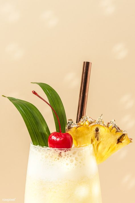 Pina Colada with pineapple and cherry on top | premium image by rawpixel.com / Teddy Rawpixel Pineapple Drink Photography, Pina Colado, Blue Hawaii Cocktail, Matcha Cocktail, Lemon Margarita, Blue Lagoon Cocktail, Pina Colada Cocktail, Tequila Sunrise Cocktail, Sunrise Cocktail