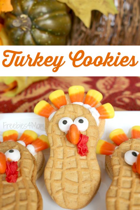 Turkey Cookies using Nutter Butter and OREO cookies Thanksgiving Turkey Cookies, Butter Turkey, Thanksgiving Desserts Kids, Turkey Treats, Thanksgiving Desserts Table, Thanksgiving Snacks, Turkey Cookies, Best Thanksgiving Recipes, Nutter Butter Cookies