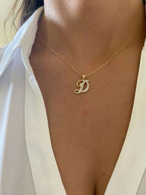 Gold Diamond Initial Necklace, Letter D Jewelry, Gold Chain With Initial, Chains With Initials, Necklace With Initials Letters, Letter Gold Necklace, Gold Letter Necklace Initials, Diamond Letter Necklace, Letter Necklace Gold Initial Pendant