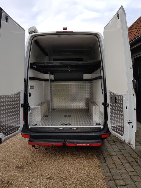 Race Van Interior, Motocross Camper Van, Race Van Conversion, Moto Van, Sprinter Van Camper, Camper Van Conversions, Diy Van Conversions, Mercedes Sprinter Camper, Custom Camper Vans