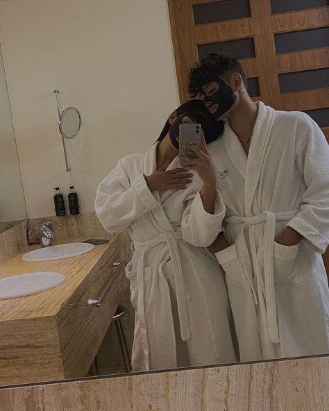 Couples Spa Day, Couples Spa, Luxury Lifestyle Couple, Luxury Couple, Spa Night, Aesthetic Couple, Couple Selfies, Cute Couples Photos, Cute Couple Selfies