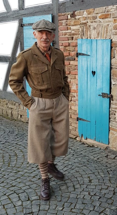 Pants Tucked Into Socks, 40s Fashion Mens, 1890s Fashion Male, Vintage Hiking Outfit, 40s Men Fashion, 1890s Mens Fashion, Old Time Fashion, 40s Mens Fashion, Old Man Clothes