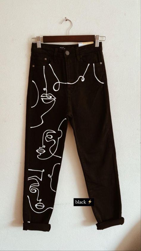 Black Painted Jeans, Custom Jeans Diy, Denim Diy Clothes, Diy Pants, Painted Clothes Diy, Bleached Jeans, Mode Kimono, Upcycle Clothes Diy, Denim Art