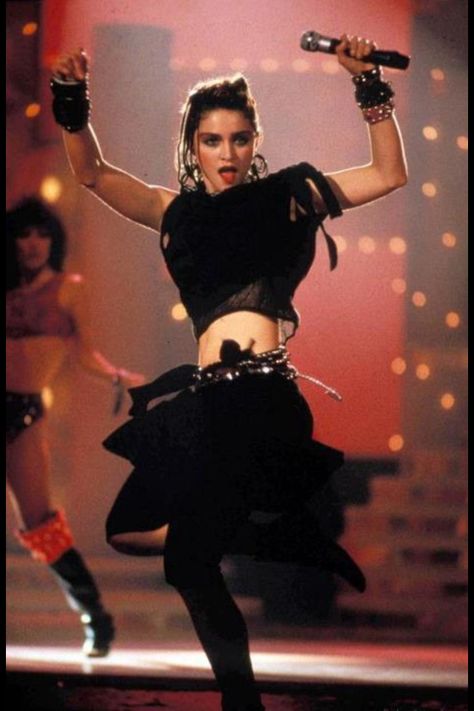 Madonna...need this in a framed poster please... LOLOL! speechless... Madonna Outfits, 1980s Madonna, Madonna Concert, Madonna Fashion, Divas Pop, Madonna 80s, Lady Madonna, American Bandstand, 80s Outfit