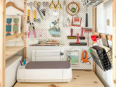 maximising vertical space to organise my small craft room and keep my tiny studio tidy and functional Maximising Space In Small House, Craft Bedroom, Craft Room Organisation, Small Craft Rooms, Room Organisation, Tiny Studio, Room Tour, Small House, Craft Room