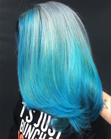 Aqua Hair Color, Teal Ombre Hair, Blonde Fashion, Teal Ombre, Aqua Hair, Long Hai, Haircut Hairstyle, Hair Haircut, Ombre Hair