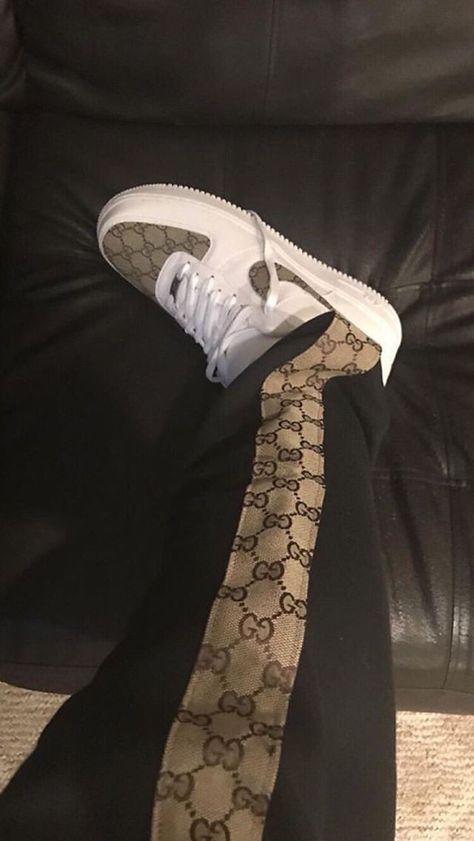 @tsuwoop custom gucci print air force 1s and sweats Gucci Outfit Men, Gucci Tracksuit, Y2k Outfits Men, Gucci Outfit, Gucci Print, Gucci Coat, Combat Medic, Drippy Outfit, Gucci Mens