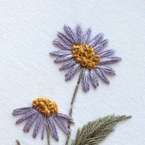 Aster Embroidery Pattern, Aster Flower Embroidery, Orange Flower Embroidery, Aster Embroidery, Birth Flower Embroidery, Wildflower Embroidery, September Birth Flower, Embroidery Hoop Art Diy, Aster Flower