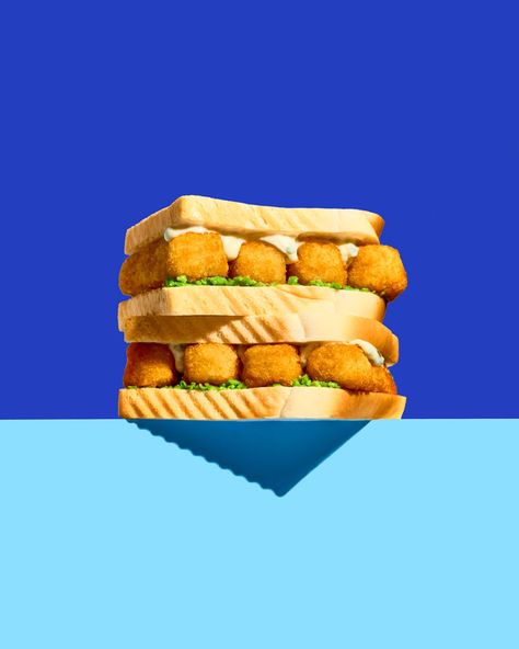 New artistic project – iconic food and drink. What classic, unmistakable, crowd-pleasing food or drink would you like to see me shoot? I'm open to ideas! Fish finger sandwich, 2023 • ICONIC FOOD SERIES #nancyanne #foodphotography #stilllifephotography #popfood Fish Finger Sandwich, Light Sandwiches, Finger Sandwich, Tartare Sauce, Burger Photography, Food Videography, Pizza Style, Recipe Icon, Fish Finger