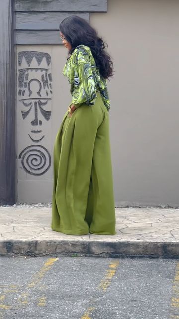 Luxury Fitted Art Silk Palazzo Set, Designer Silk Palazzo Set, Chic Two-piece Wide Leg Pants, Elegant Silk Palazzo Set With Pallu, Silk Bohemian Palazzo Set, Silk Two Piece Outfit Pants, Silk Two Piece Outfit, Female Wears, Silk Two Piece