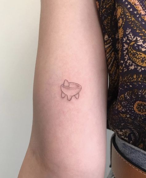 #tattooideas #tattoos #minimalism #minimalisttattoo #linetattoo #singleneedletattoo Mexican Fine Line Tattoo, Minimal Mexican Tattoo, Mexico Small Tattoo, Simple Mexico Tattoo, Delicate Mexican Tattoo, Mexican Minimalist Tattoo, Minimalist Mexico Tattoo, Pharmacy Tattoo Ideas, Mortar And Pestle Tattoo