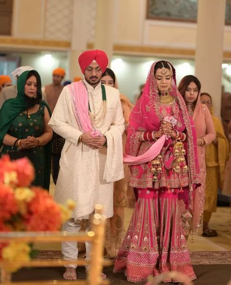 Doctor Bride Donned A 'Rani' Pink 'Sharara' For Her 'Anand Karaj', Styled It With A 'Jhoomar' Pink Sharara, Anand Karaj, Sikh Bride, Punjabi Bride, Handsome Groom, Pink Cheeks, Elegant Makeup, Punjabi Wedding, Sharara Set