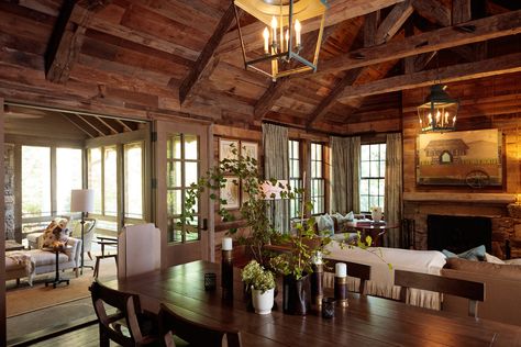 Blackberry Farm, Blackberry Farms, Craftsman Cottage, Hotel And Resort, Cedar Homes, Luxury Resorts, Farm Design, Architecture Studio, Mountain House